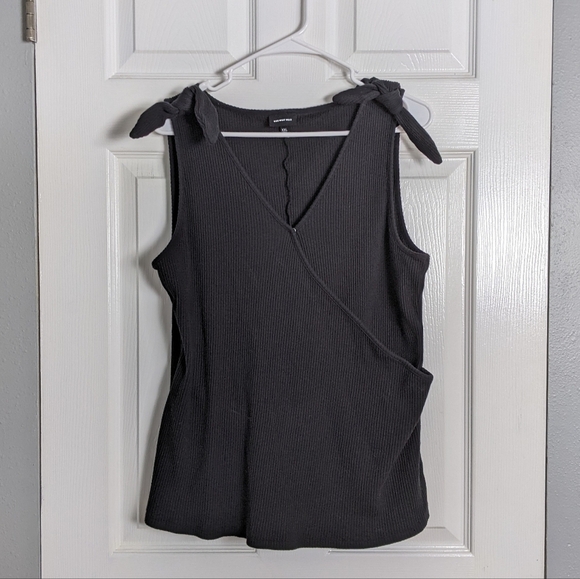 New Who What Wear Black Faux-Wrap Bow Tied Shoulder Tank Top‎ Size XXL - Picture 1 of 7